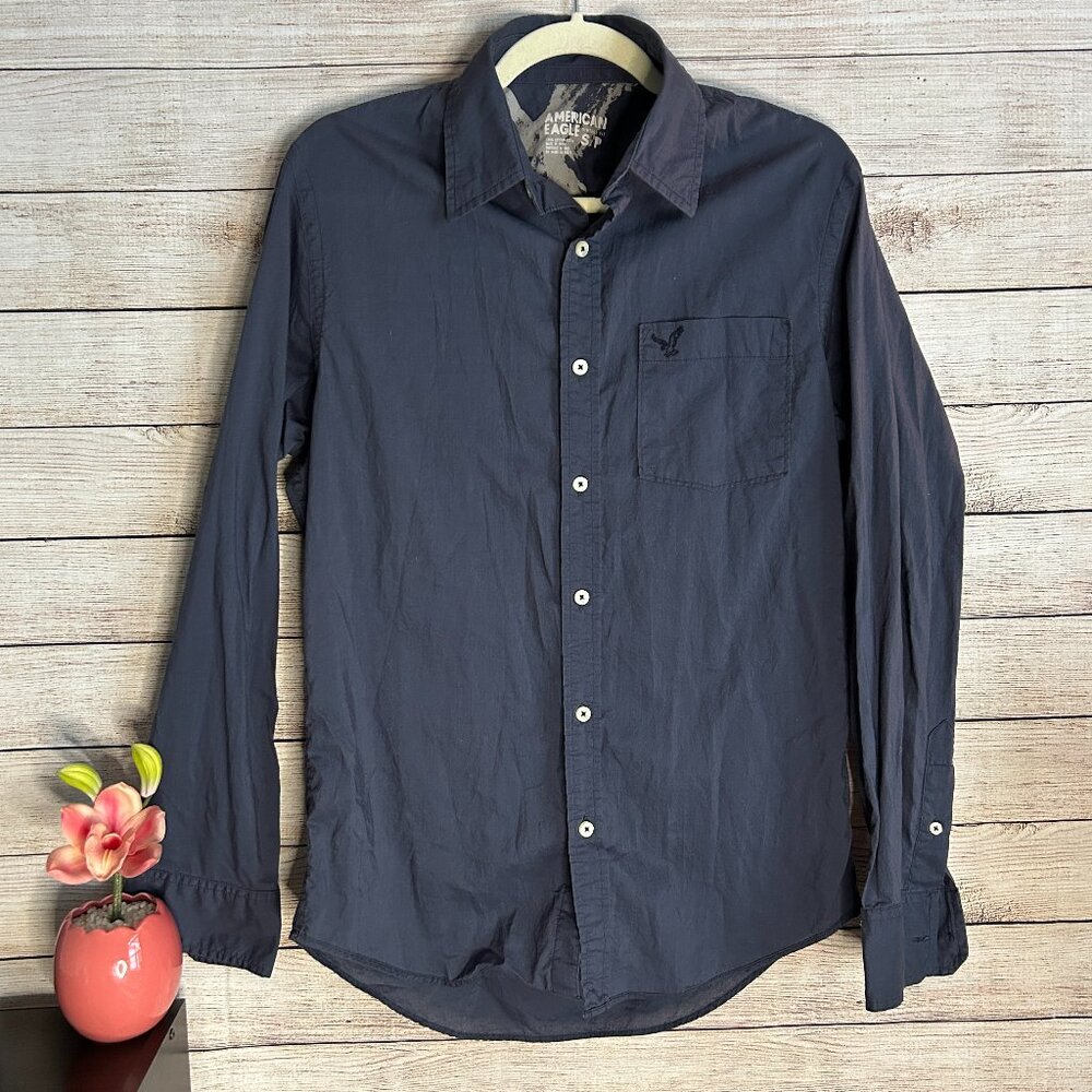 American Eagle Button Down Shirt